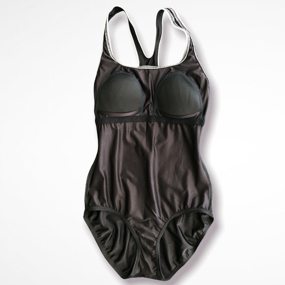 Speedo One Piece Bathing Suit - Picture 4 of 8